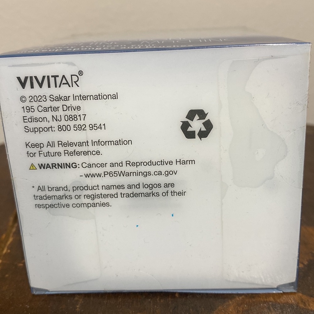 NIB TARGET VIVASPA MAKEUP SPONGE WASHING MACHINE REQUIRES 2 x AAA batteries - Picture 4 of 4